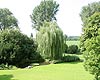 Villa im Landhausstil in Düsseldorf Kaiserswerth mit Rheinblick und schönen Garten zu verkaufen