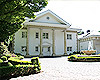Klassizistische Villa mit Schwimmhalle in Düsseldorf - Ludenberg